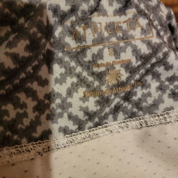 Athleta skirt medallion size small - Picture 3 of 4